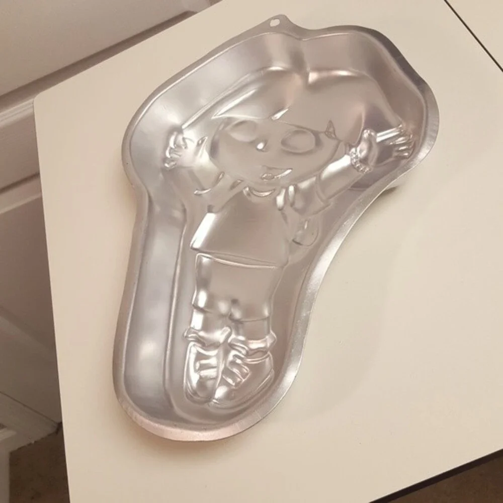 Dora the Explorer Wilton Birthday Cake Pan